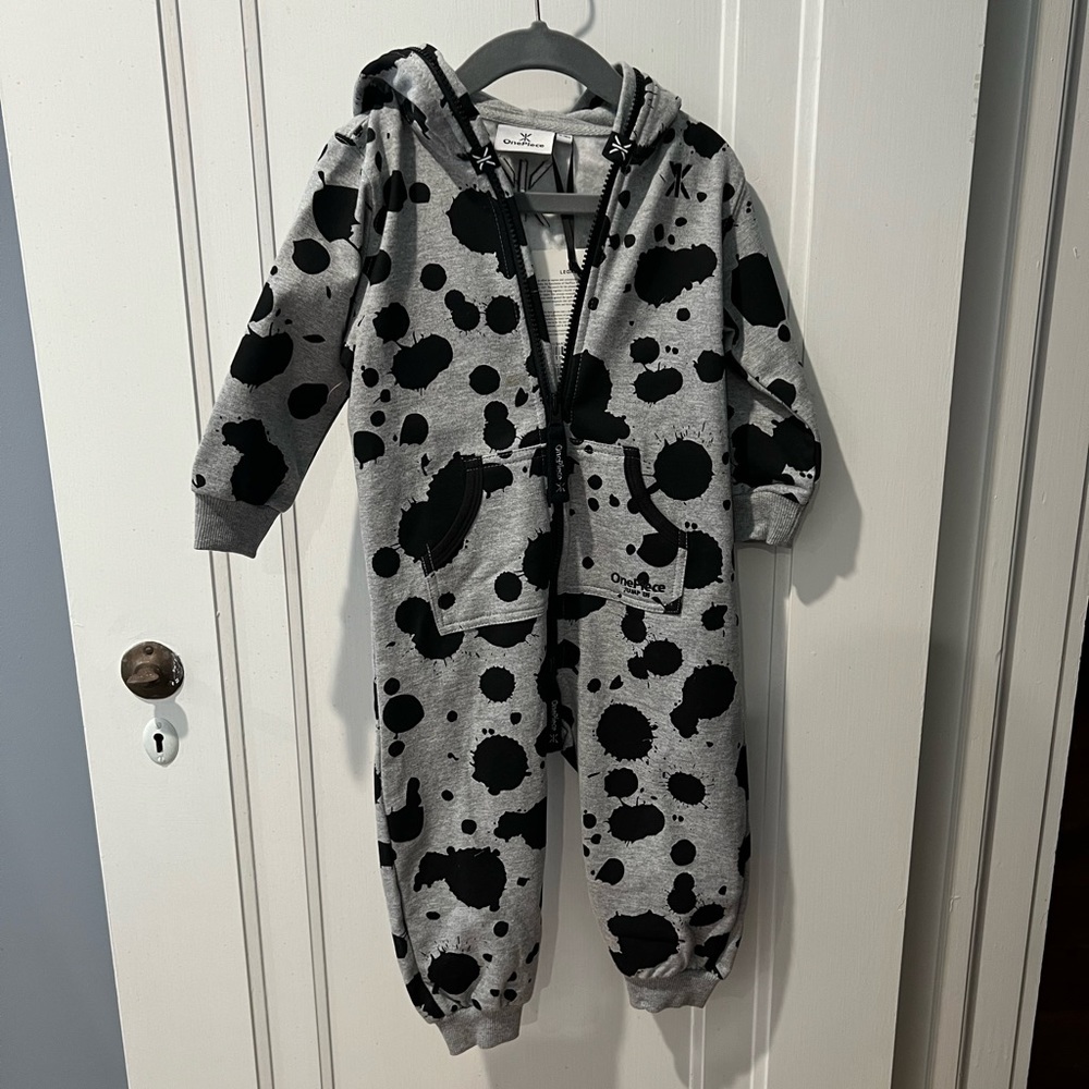 OG Onepiece from Norway onesie, 12-18 mos, NWT